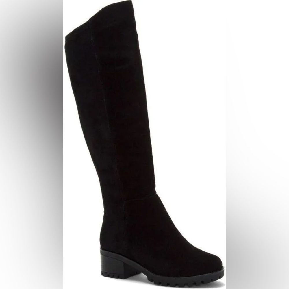 RELIGIOUS COMFORT  Women’s Size 7.5
New with tags, NO BOX!